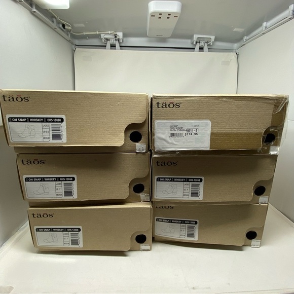 Taos Womens Oh Snap Dress Zip Bootie- Whiskey Smooth Leather - Picture 7 of 8